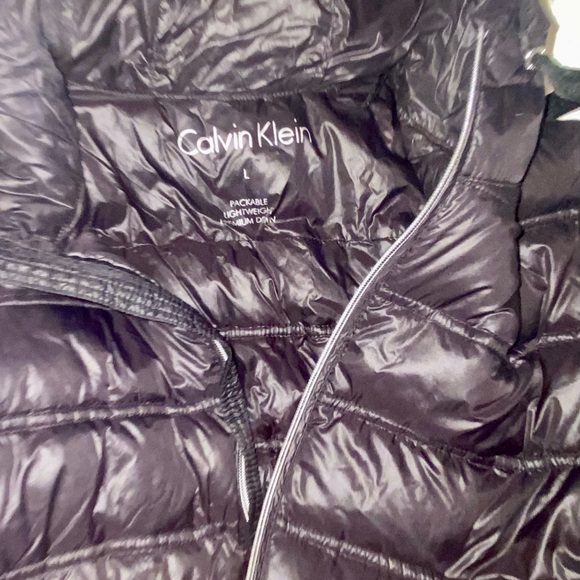 Calvin Klein Lightweight Quilted Down Puffer Coat Hooded Black Size Large - Picture 3 of 3